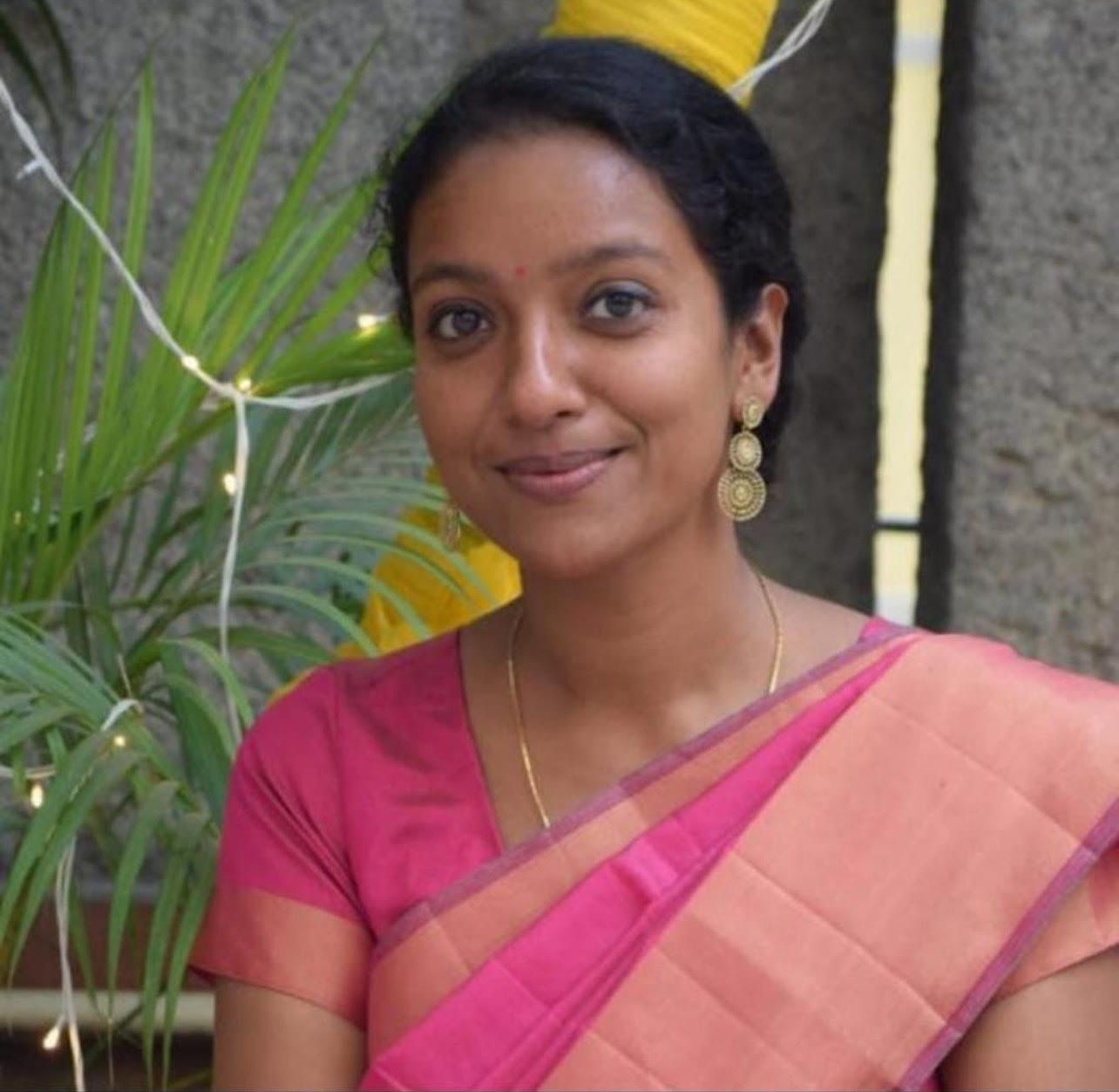 Portrait of Dr. Maria Thomas
